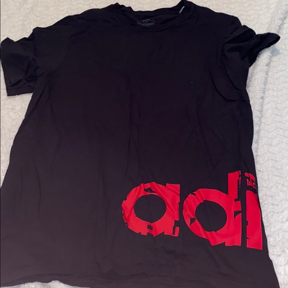 Adidas tshirt
